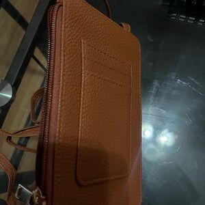 Crossbody phone/wallet; Great for College